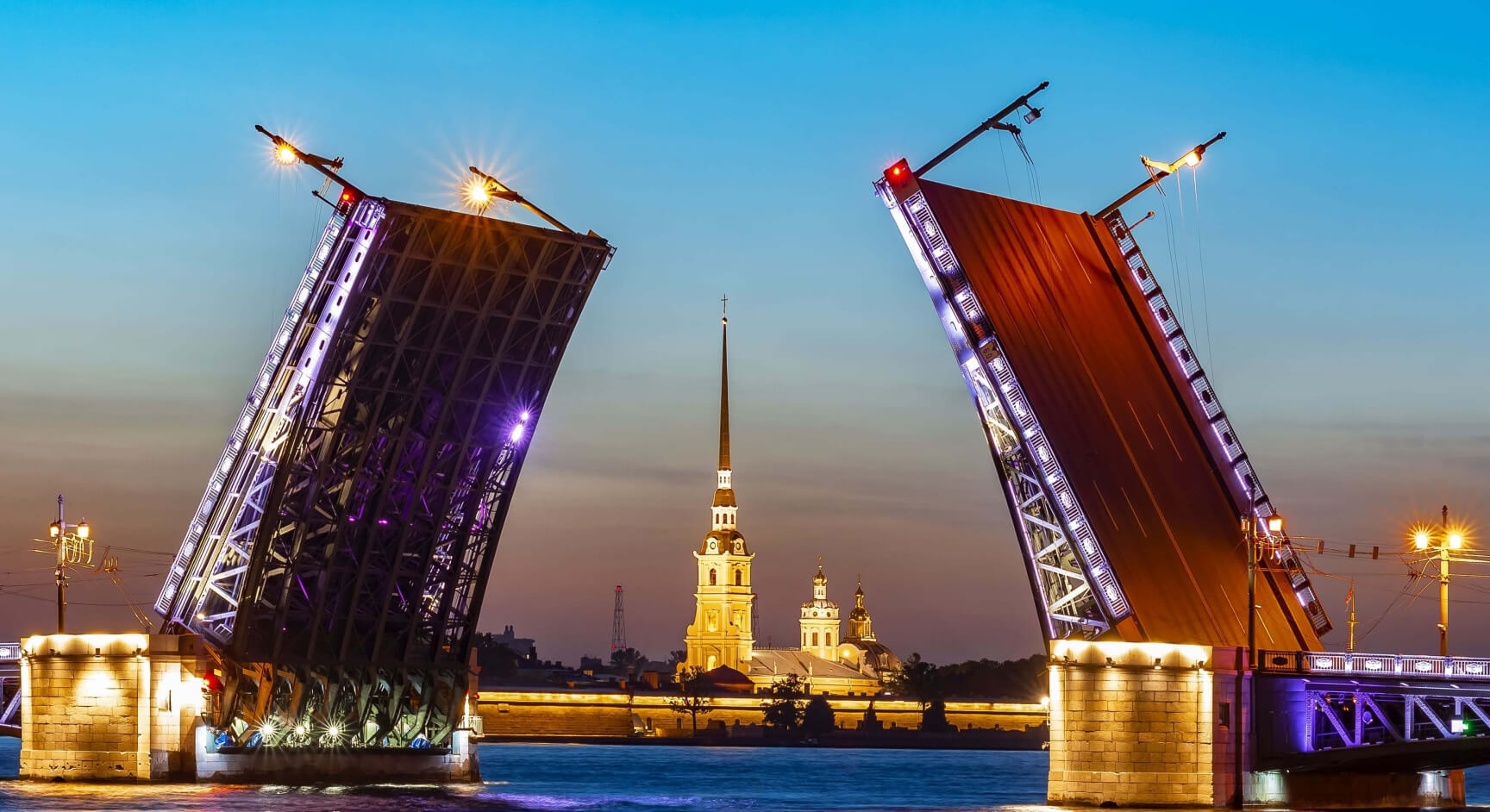 Regular container train Moscow — Saint Petersburg (FMBS)