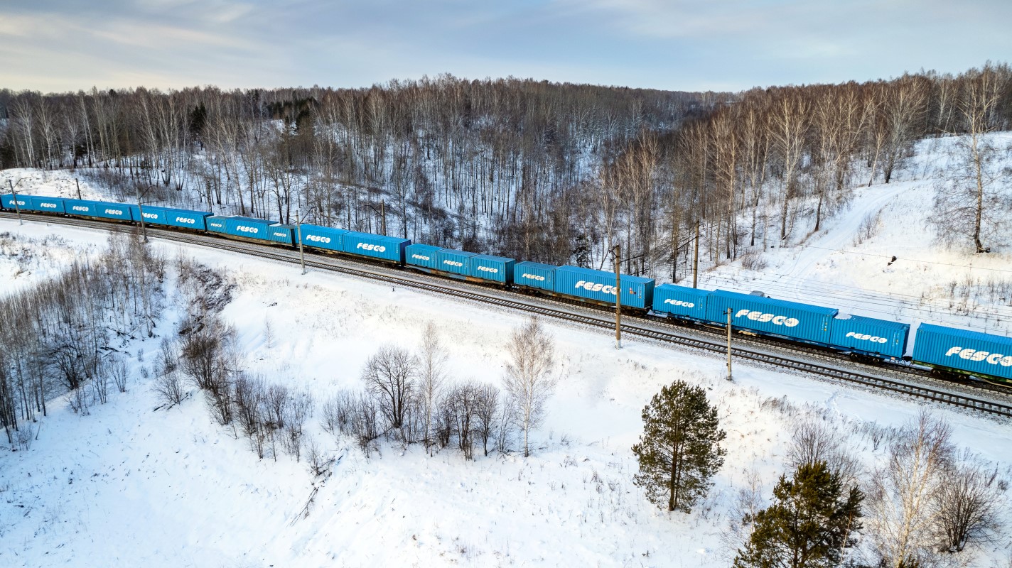 FESCO dispatches 53 container trains in a week from Vladivostok